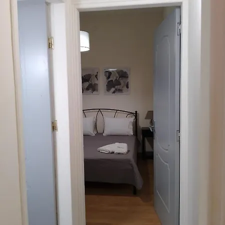 Domus Nicola Апартаменти *